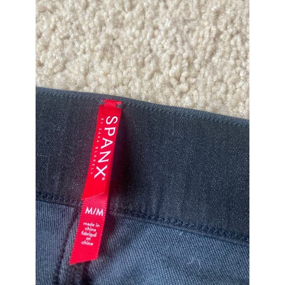 EUC Spanx Distressed Denim Skinny Pant Jeans Rip Black Medium - Picture 6 of 10